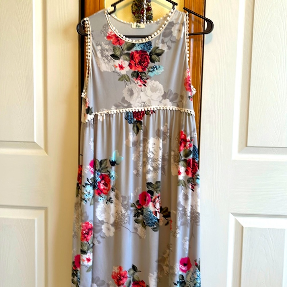 Boutique sleeveless casual dress